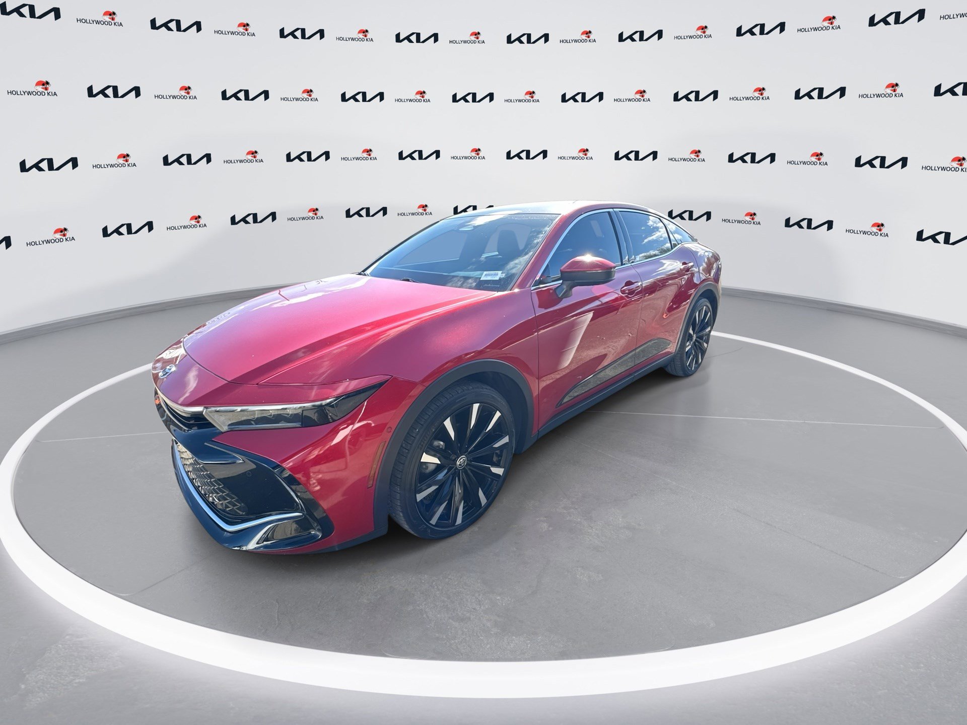 Used 2023 Toyota Crown Platinum image 4