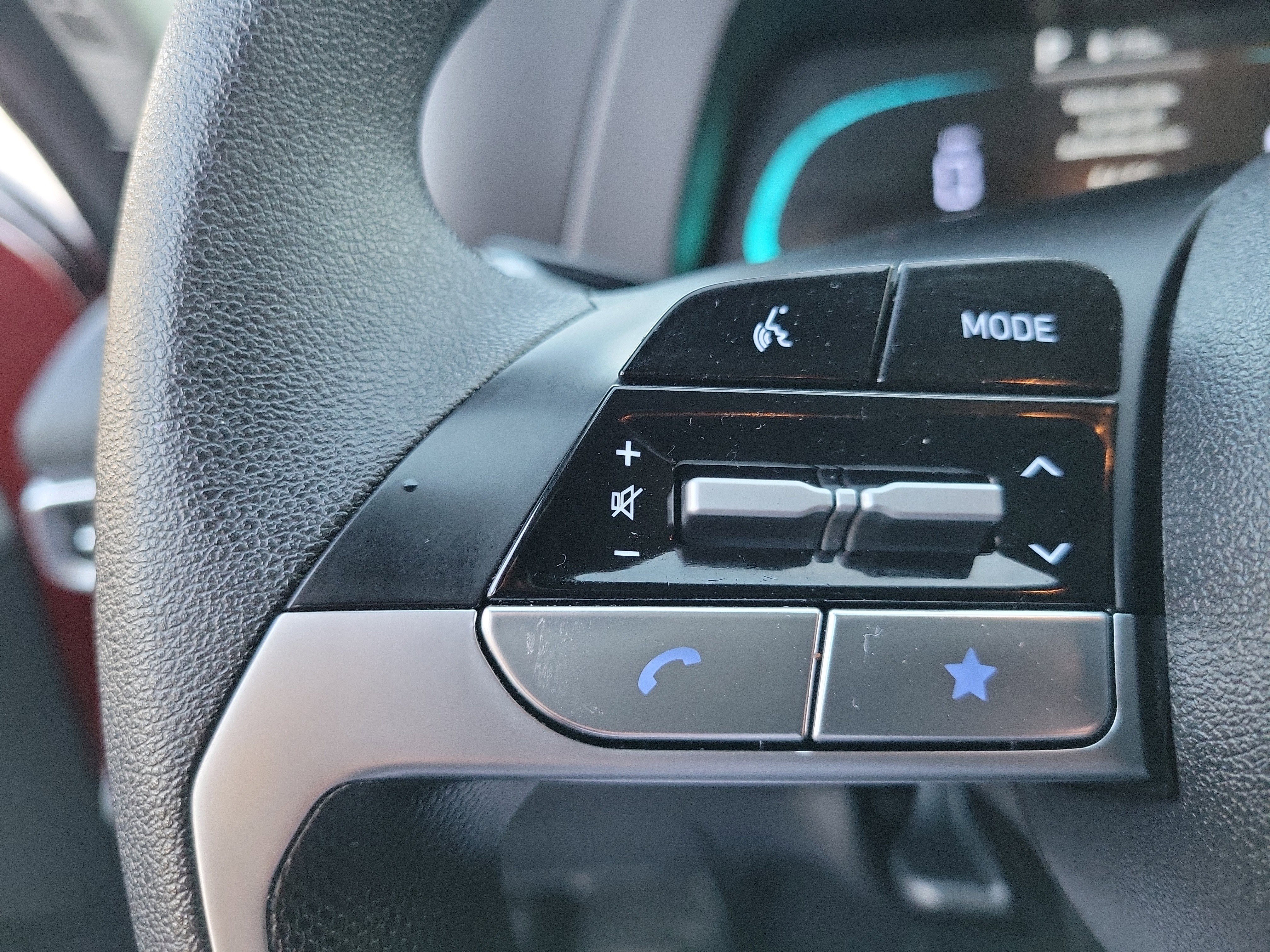 Certified 2025 Hyundai Elantra Blue image 7