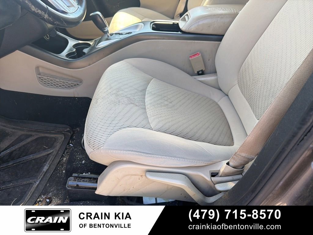 Used 2015 Dodge Journey American Value Package w/ Flexible Seating Group FWD image 15