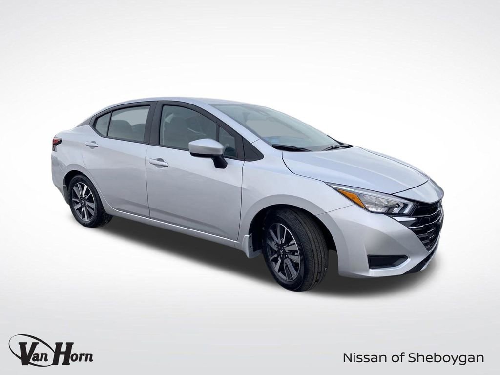 New 2025 Nissan Versa SV w/ Trunk Package