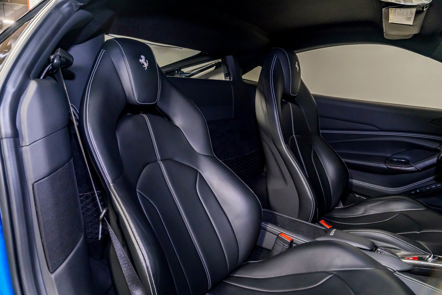 Certified 2022 Ferrari F8 Tributo RWD image 29