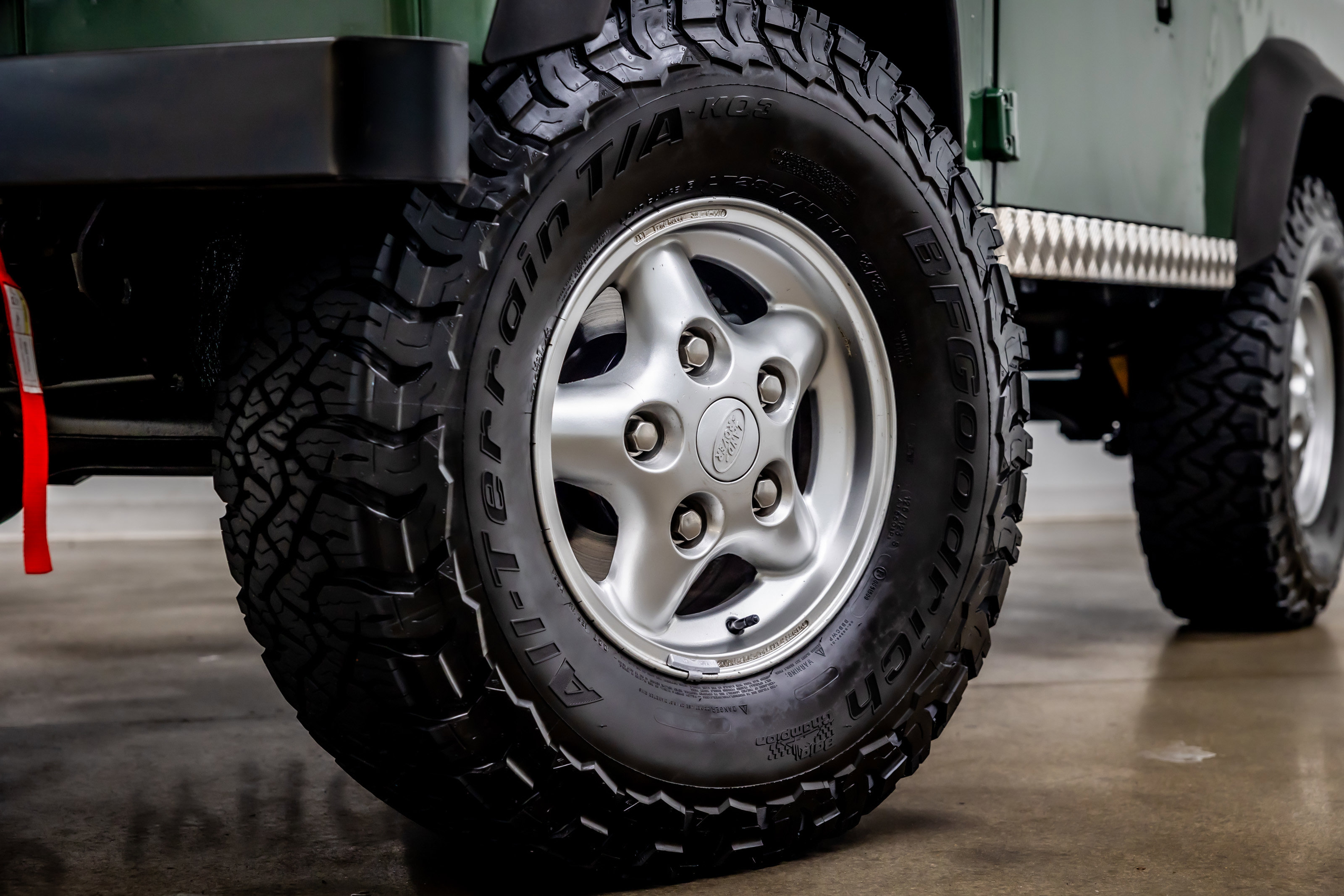 Used 1994 Land Rover Defender 90 AWD/4WD image 22