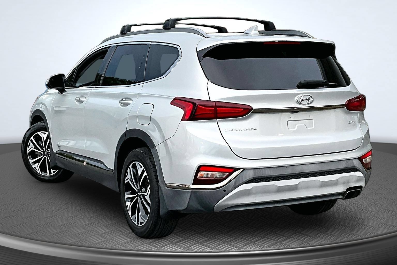 Used 2020 Hyundai Santa Fe Limited FWD image 4