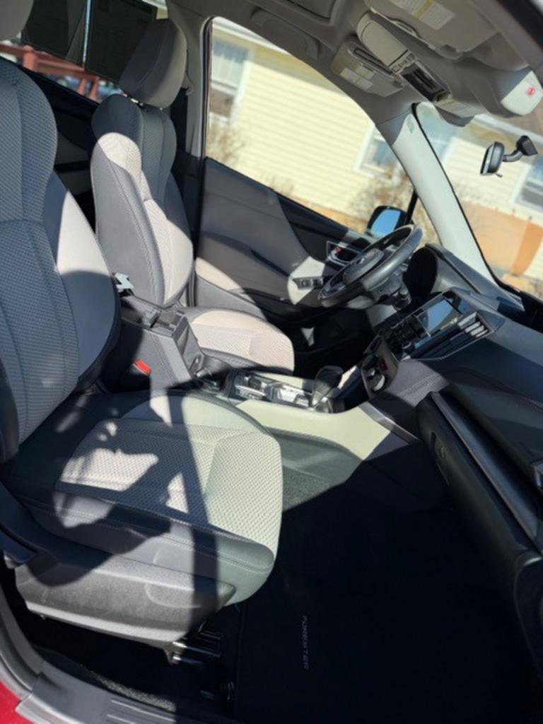 Used 2020 Subaru Forester Premium AWD/4WD image 14