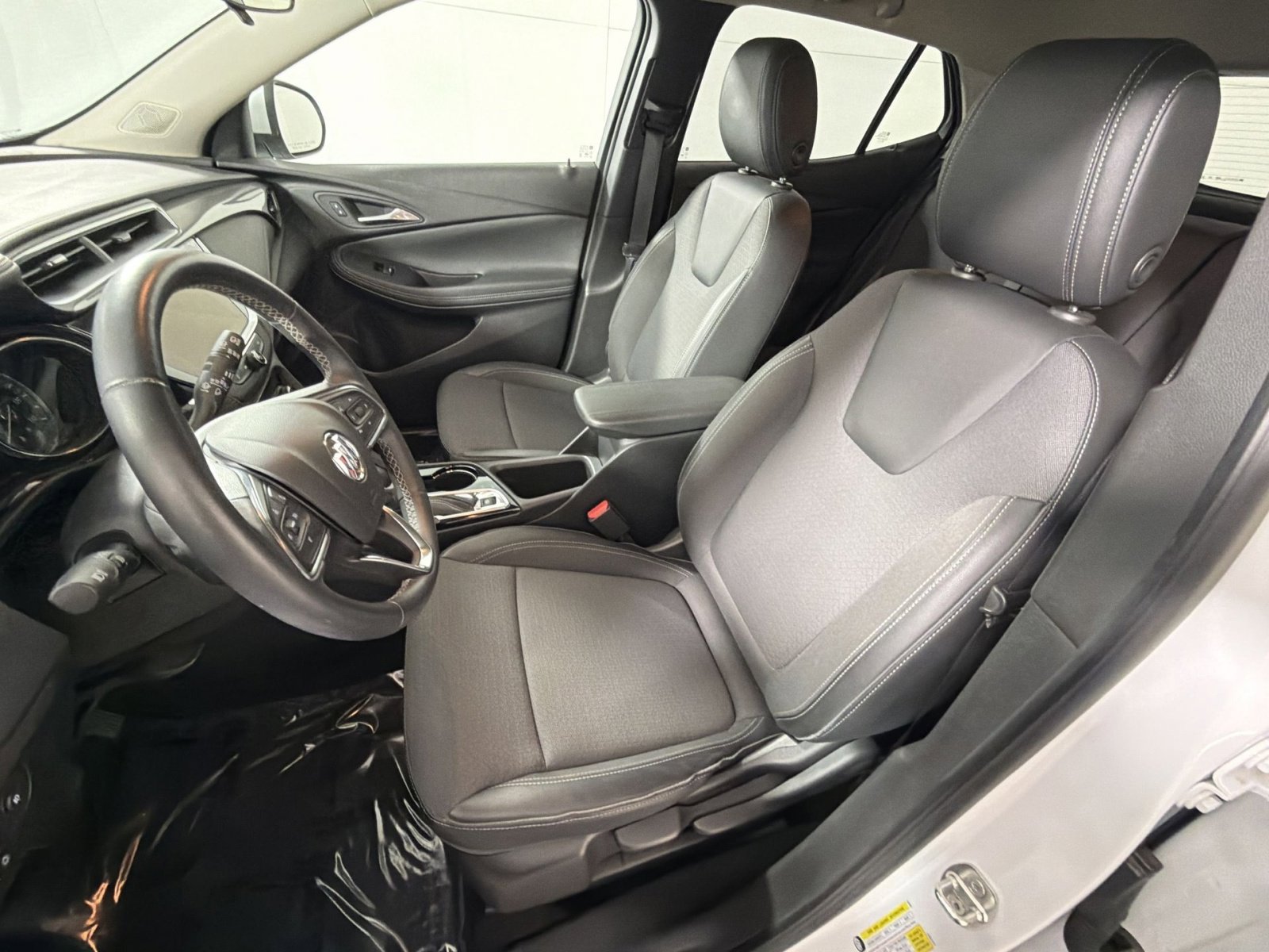 Used 2023 Buick Encore GX Preferred image 13