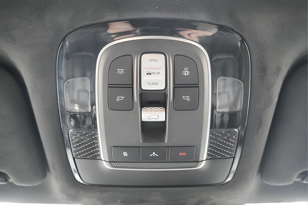 Used 2020 Hyundai Palisade Limited AWD/4WD image 24