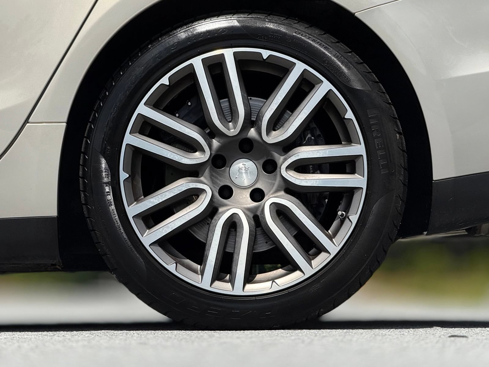 Used 2017 Maserati Ghibli S RWD image 19