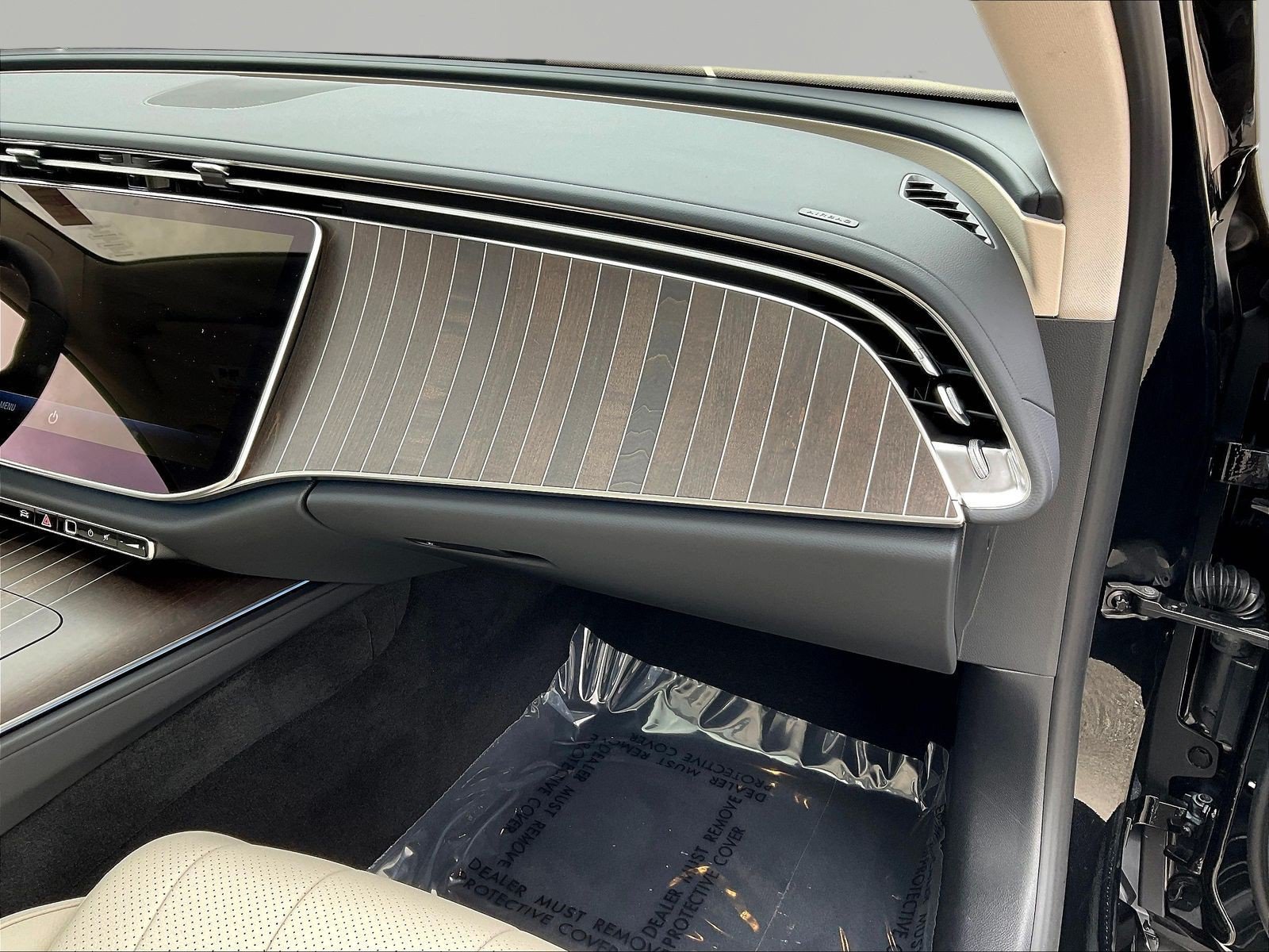 Certified 2025 Mercedes-Benz E 350 4MATIC Sedan image 26