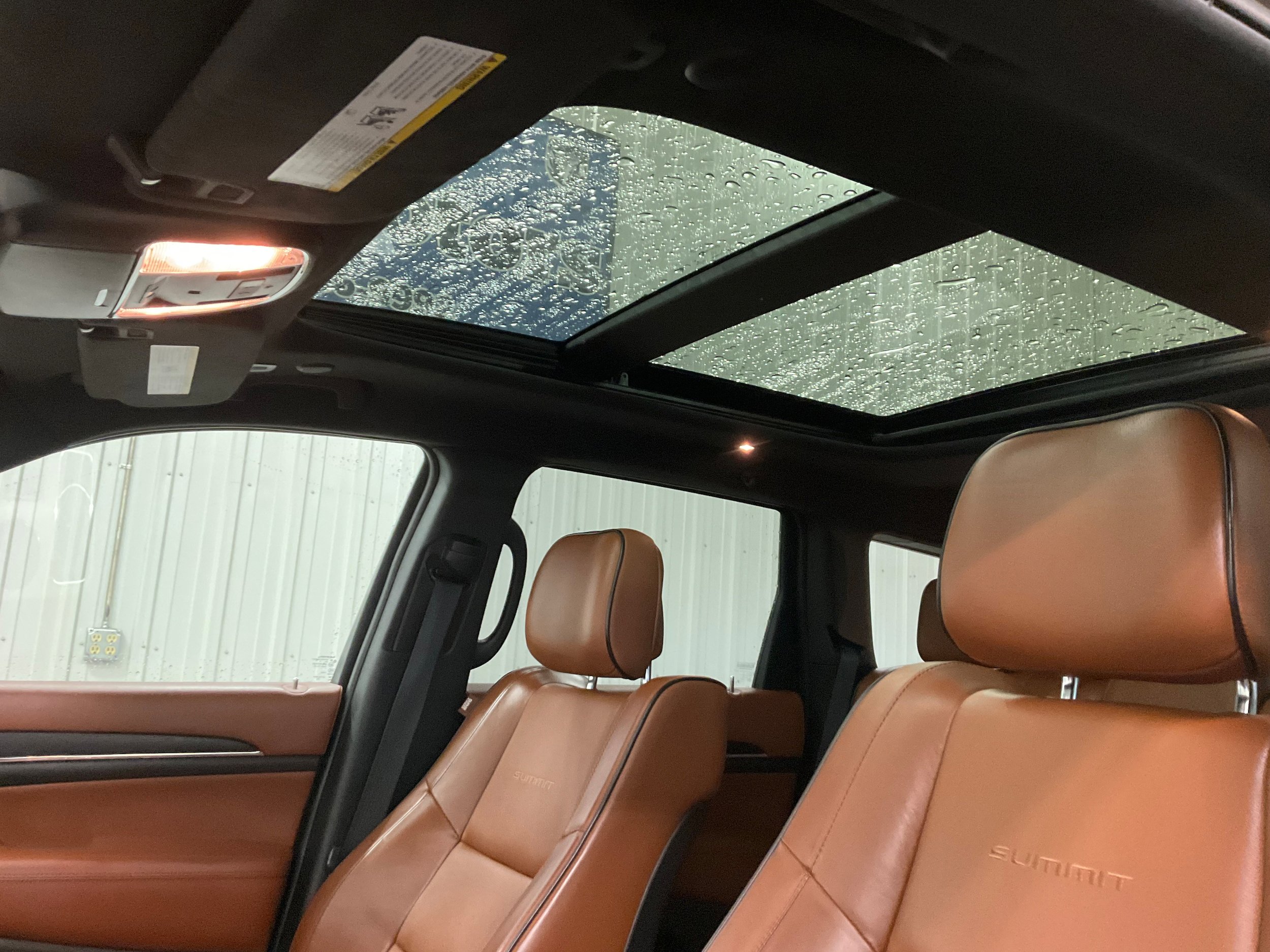 Used 2018 Jeep Grand Cherokee Summit AWD/4WD image 18