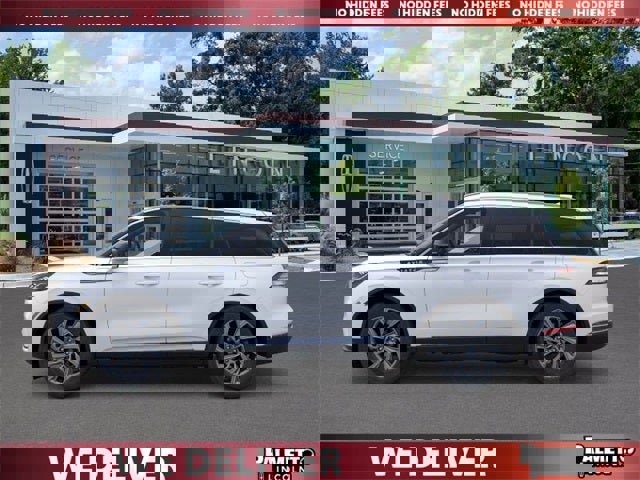 New 2026 Lincoln Aviator 2WD image 3