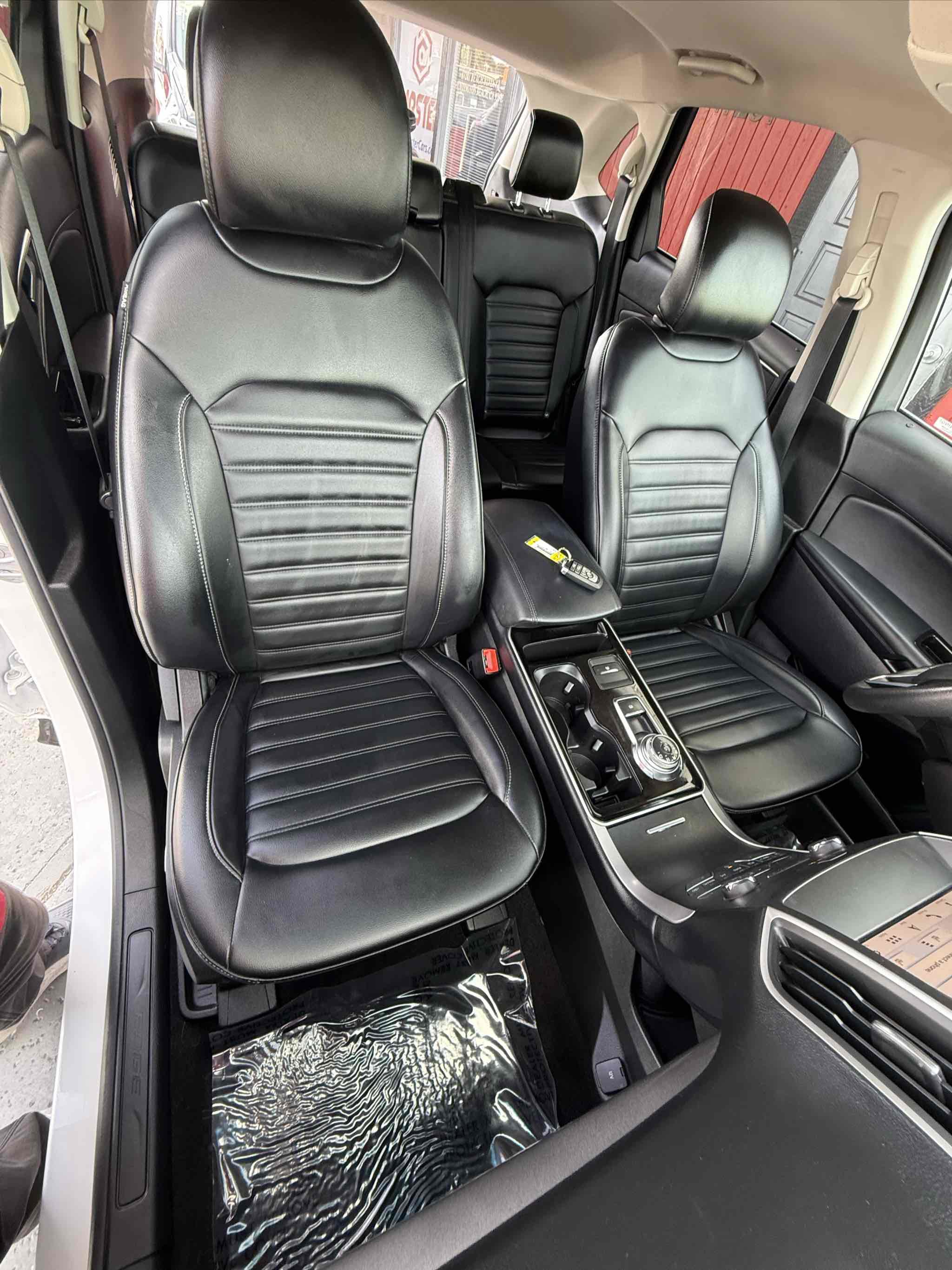 Used 2019 Ford Edge SEL w/ Equipment Group 201A image 11