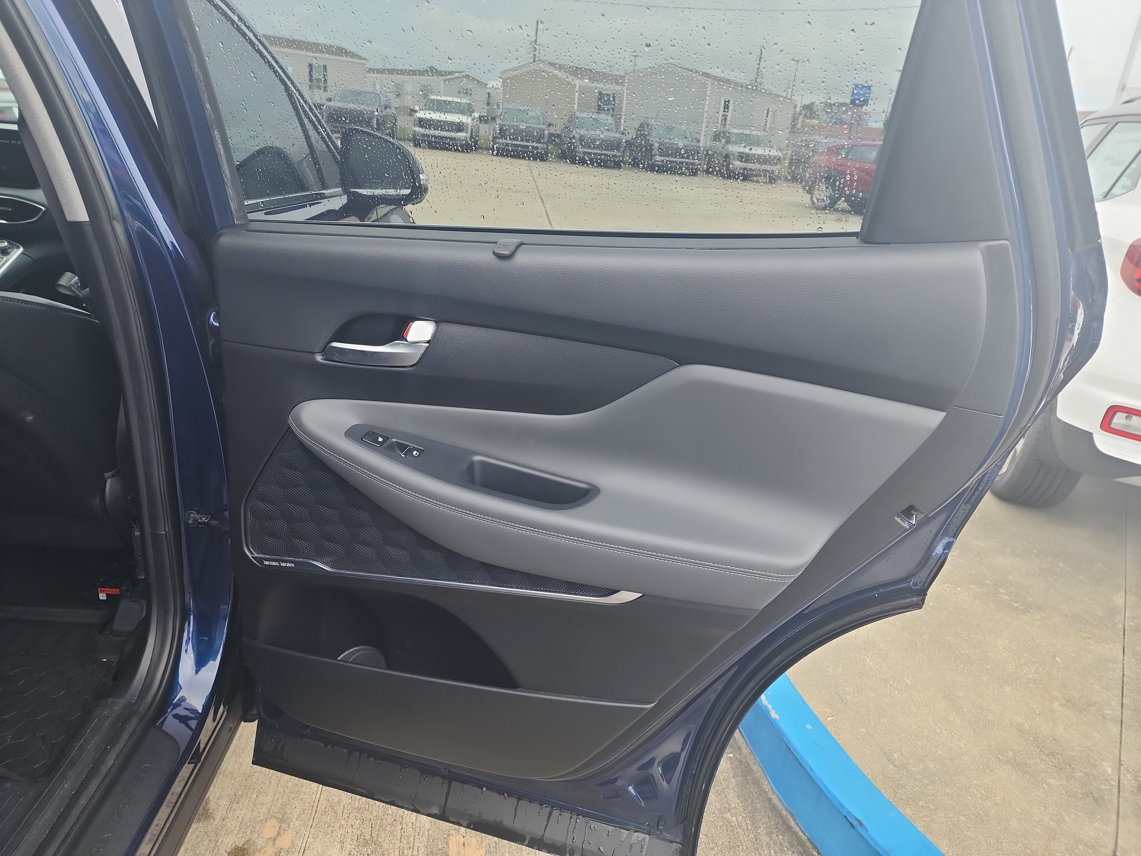Used 2023 Hyundai Santa Fe Limited AWD/4WD image 13