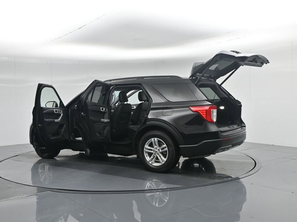 Used 2022 Ford Explorer XLT w/ Equipment Group 202A image 39
