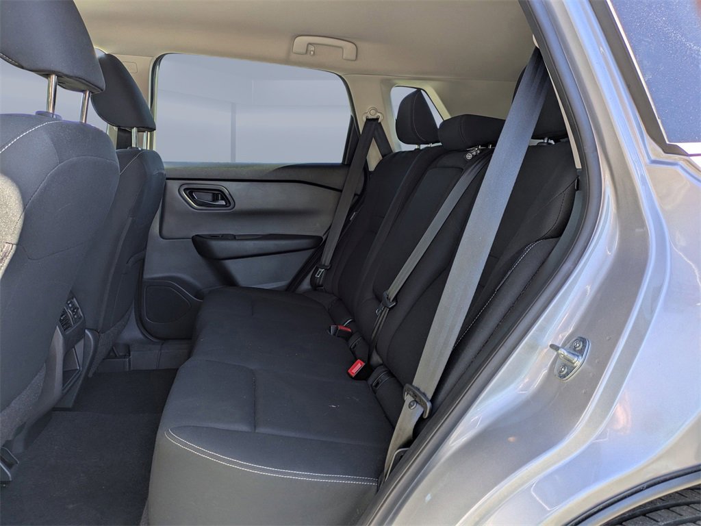Used 2024 Nissan Rogue S image 14