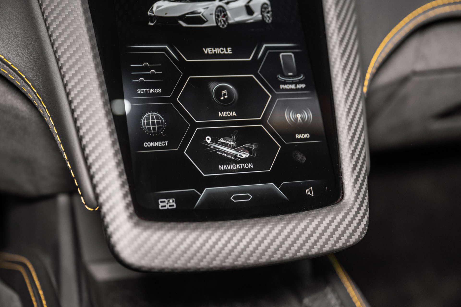 Used 2024 Lamborghini Revuelto image 39