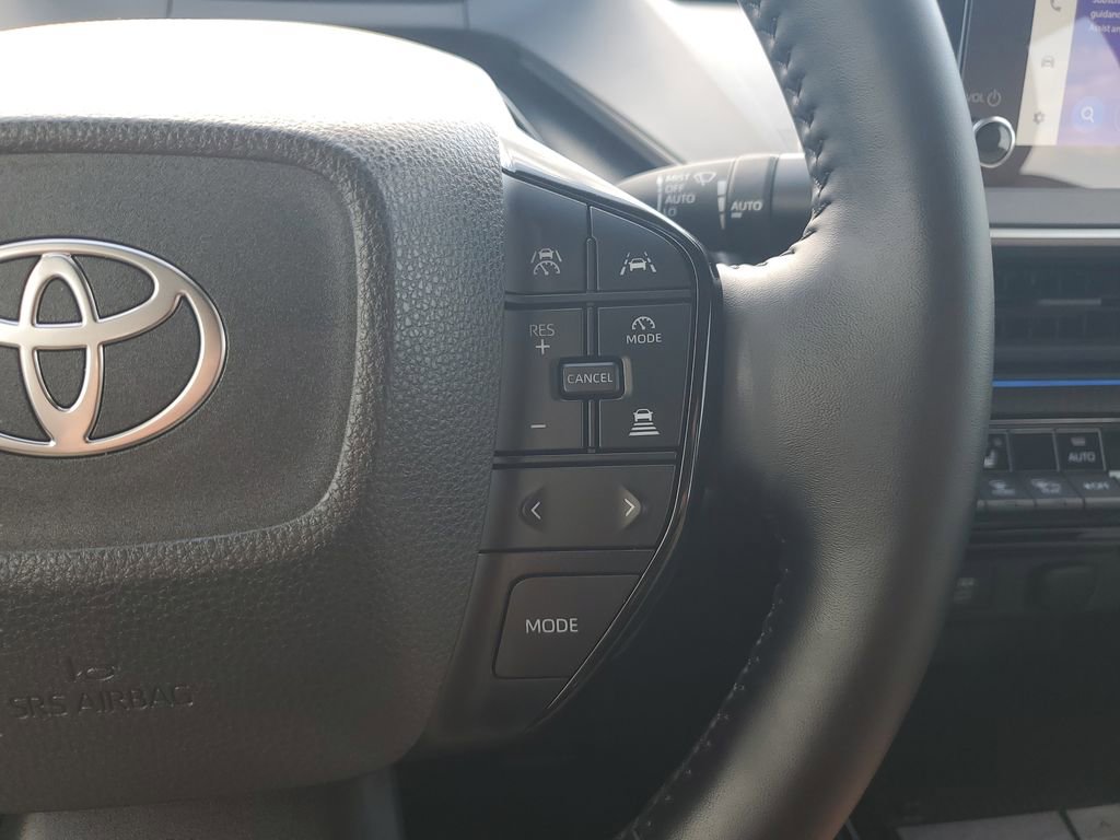 Certified 2026 Toyota Prius XLE FWD image 18