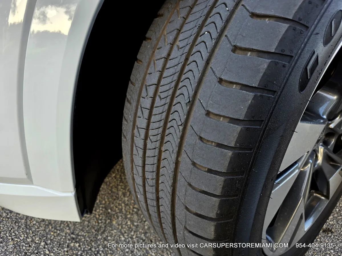 Used 2021 Audi e-tron Premium w/ Convenience Plus Package image 68