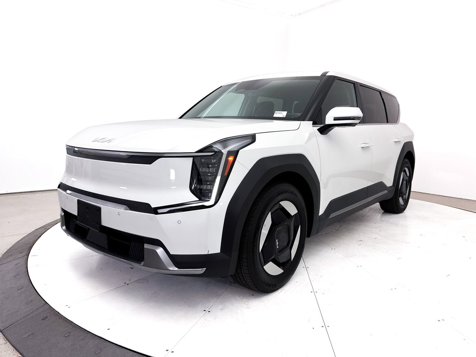 Used 2024 Kia EV9 Light Long Range RWD image 15