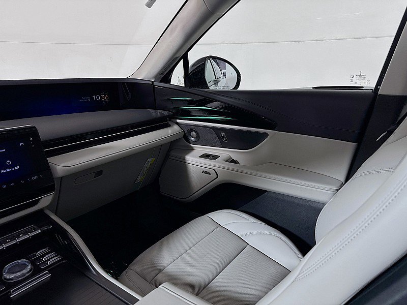 New 2026 Lincoln Nautilus Premier w/ Equipment Group 102A image 26