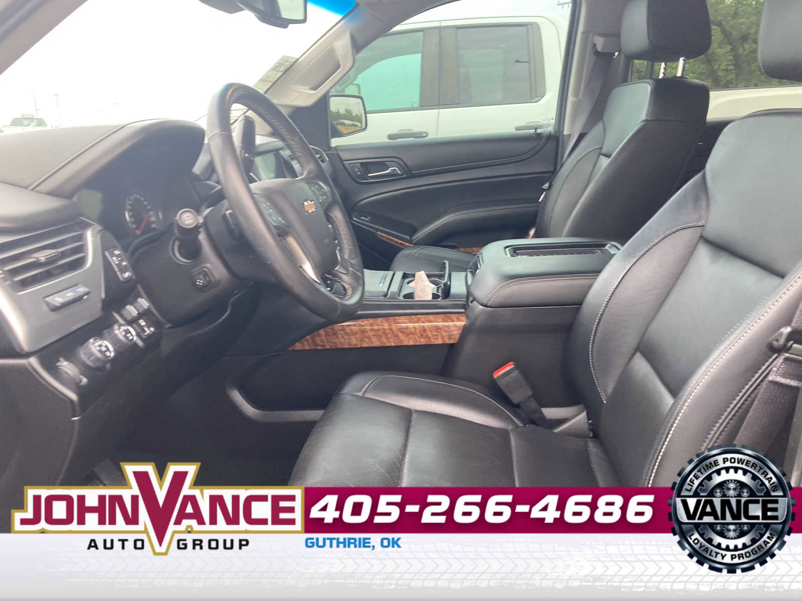 Used 2017 Chevrolet Tahoe Premier AWD/4WD image 3