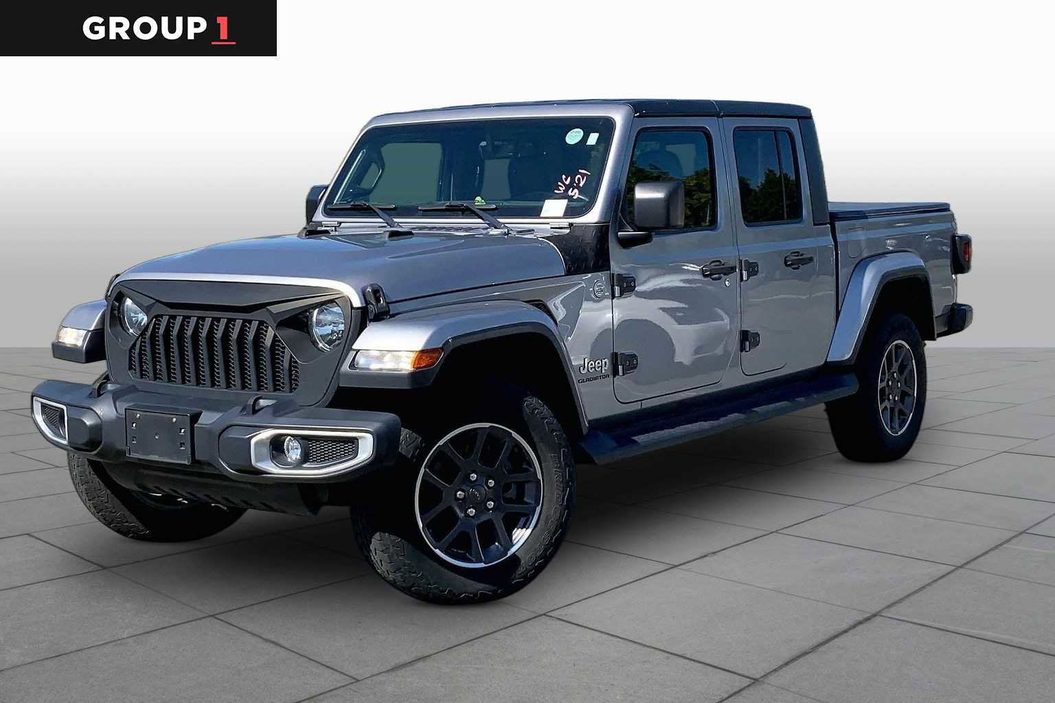 Used 2020 Jeep Gladiator Overland AWD/4WD image 1
