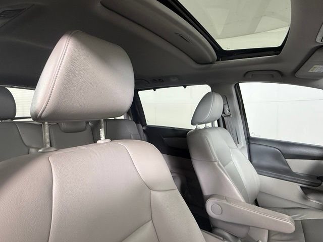 Used 2016 Honda Odyssey EX-L image 22