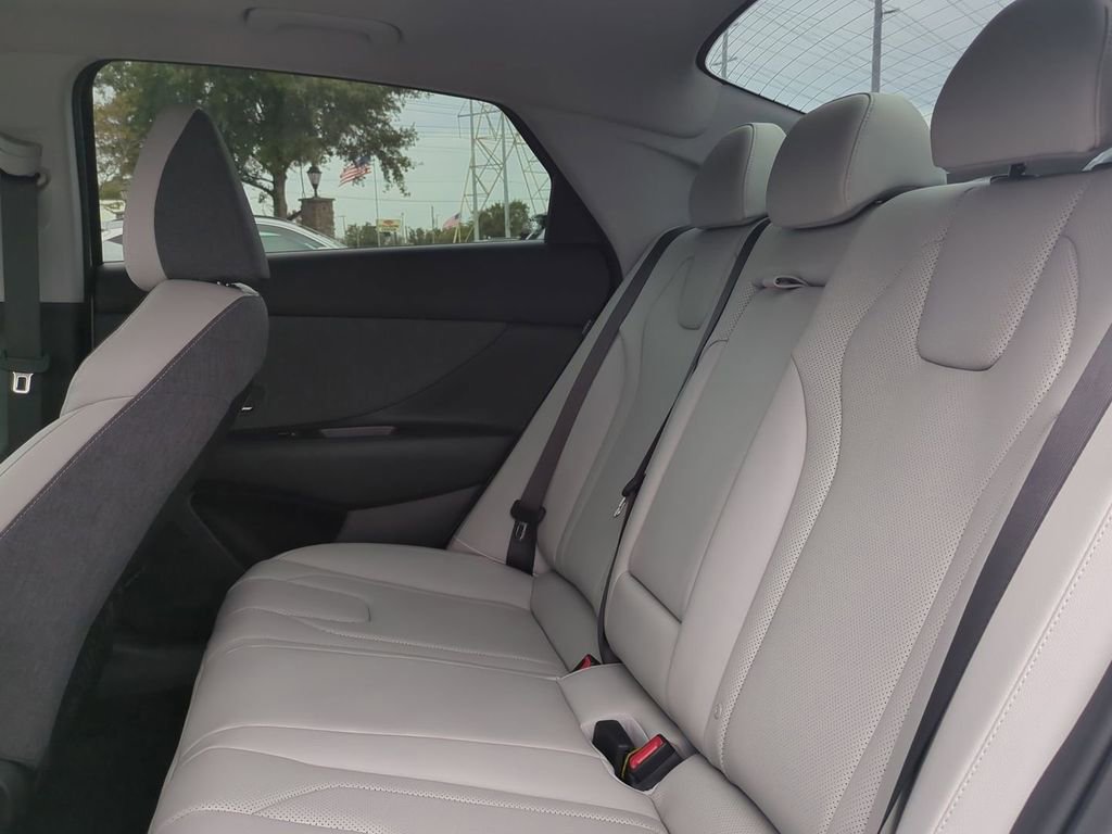 New 2026 Hyundai Elantra Limited image 14