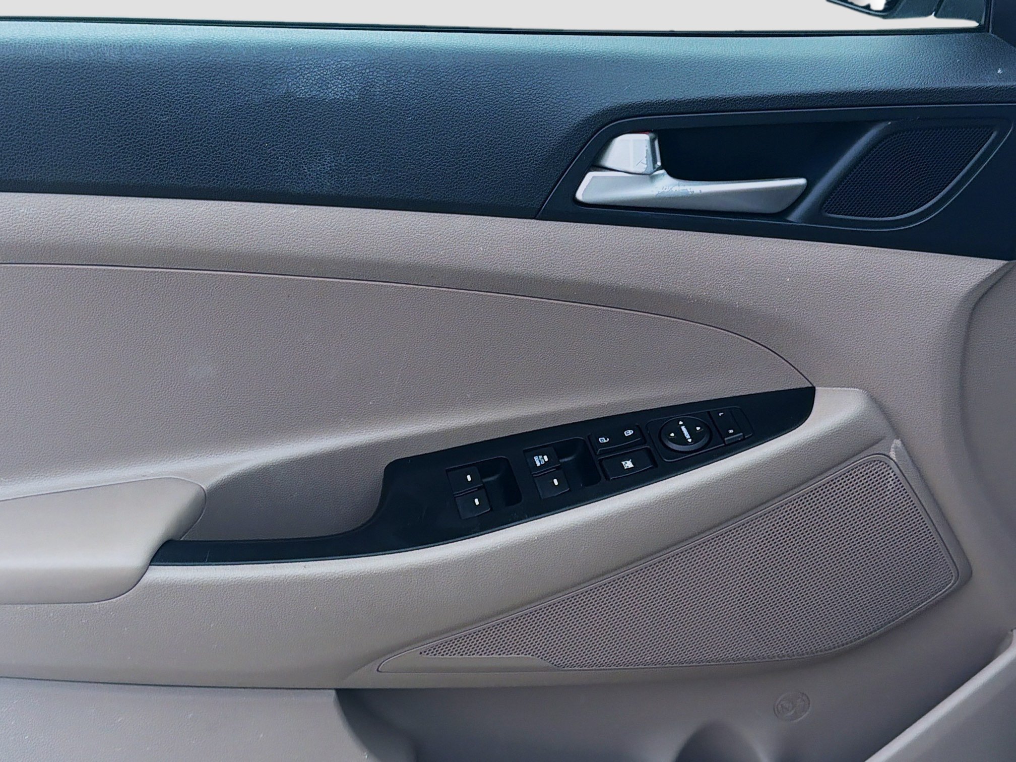 Used 2021 Hyundai Tucson SE FWD image 14