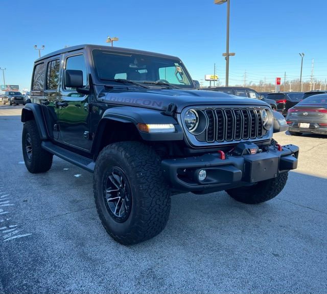 Used 2025 Jeep Wrangler Unlimited Rubicon w/ XTREMEE 35" Tire Package image 5