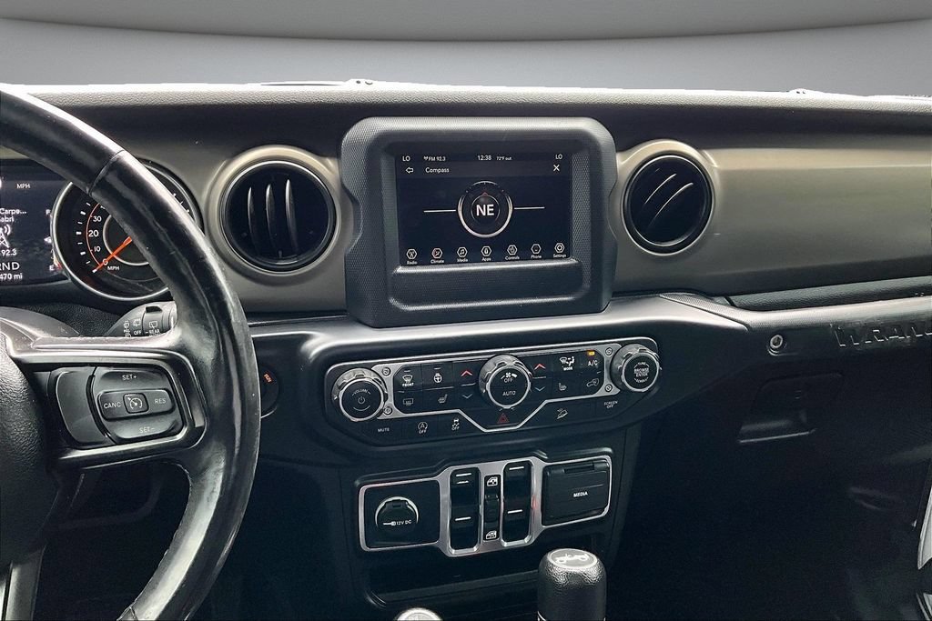 Used 2018 Jeep Wrangler Unlimited Sport S AWD/4WD image 9