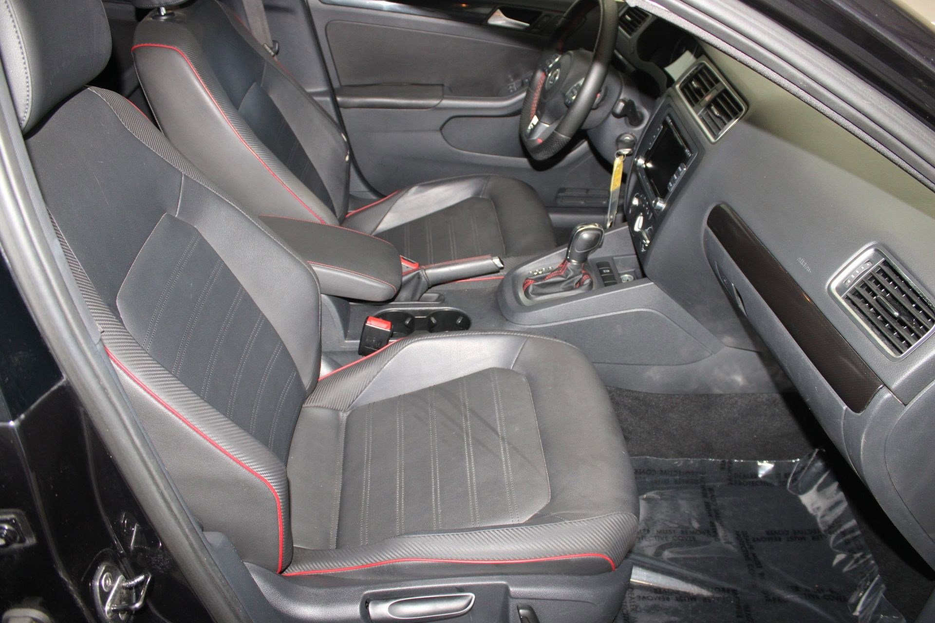 Used 2014 Volkswagen Jetta GLI Edition 30 image 28