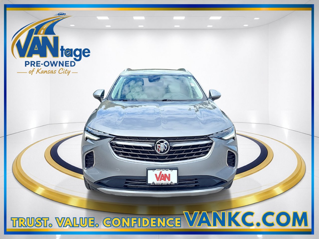 Used 2023 Buick Envision Preferred AWD/4WD image 2