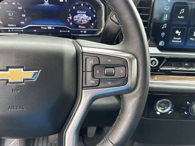 Used 2023 Chevrolet Silverado 1500 LT AWD/4WD image 22