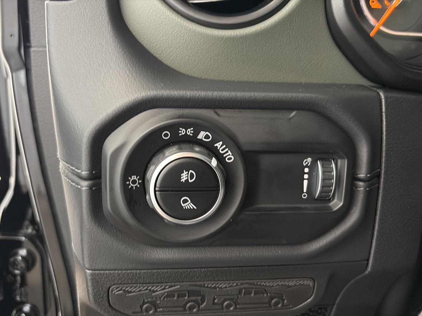New 2026 Jeep Gladiator Mojave AWD/4WD image 7