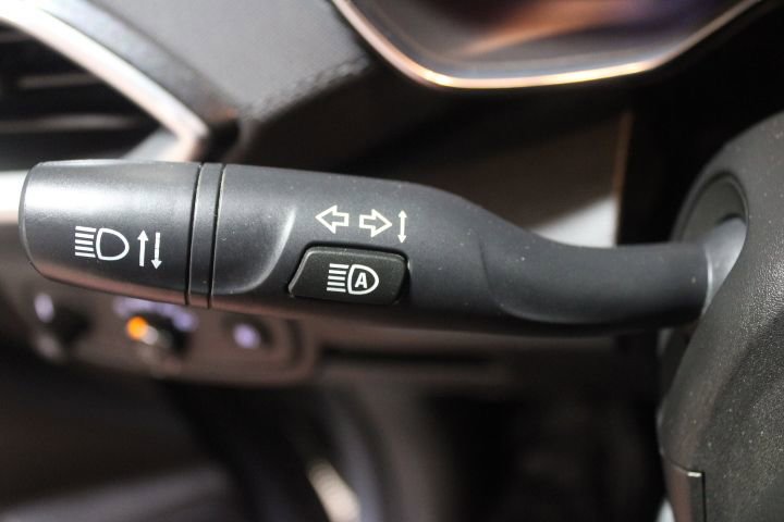 Used 2023 Chevrolet TrailBlazer LT w/ Convenience Package FWD image 35