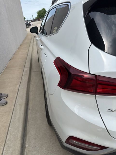 Used 2020 Hyundai Santa Fe SEL w/ Convenience Package FWD image 3