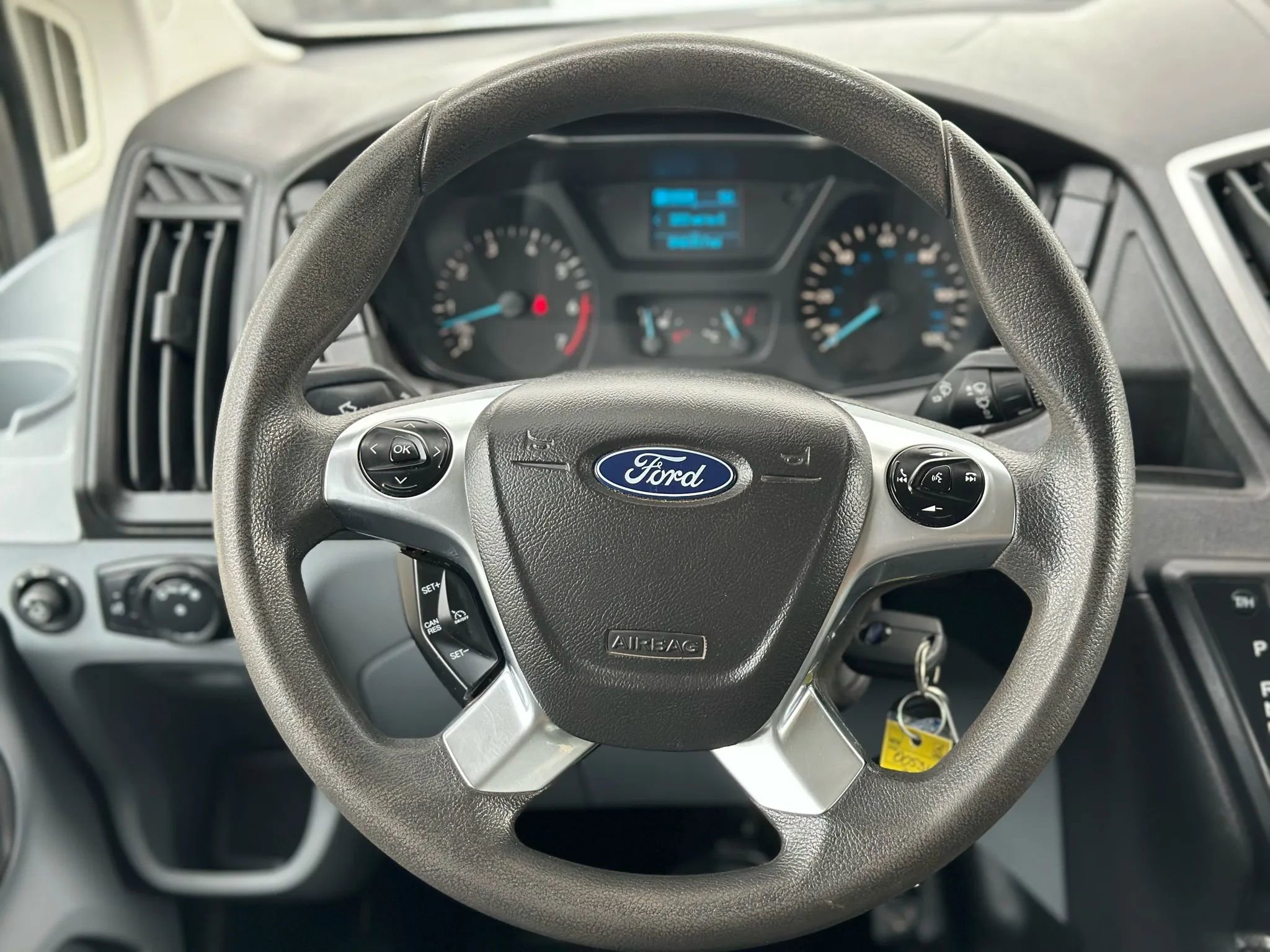 Used 2018 Ford Transit 150 XLT image 18
