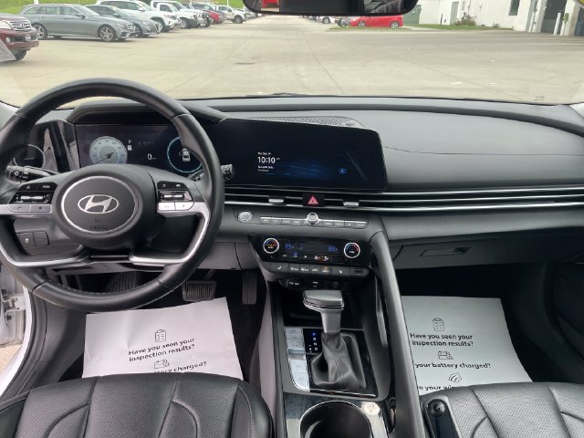 Used 2024 Hyundai Elantra Limited FWD image 22