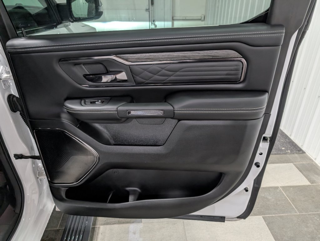 Used 2026 RAM 1500 Limited AWD/4WD image 29