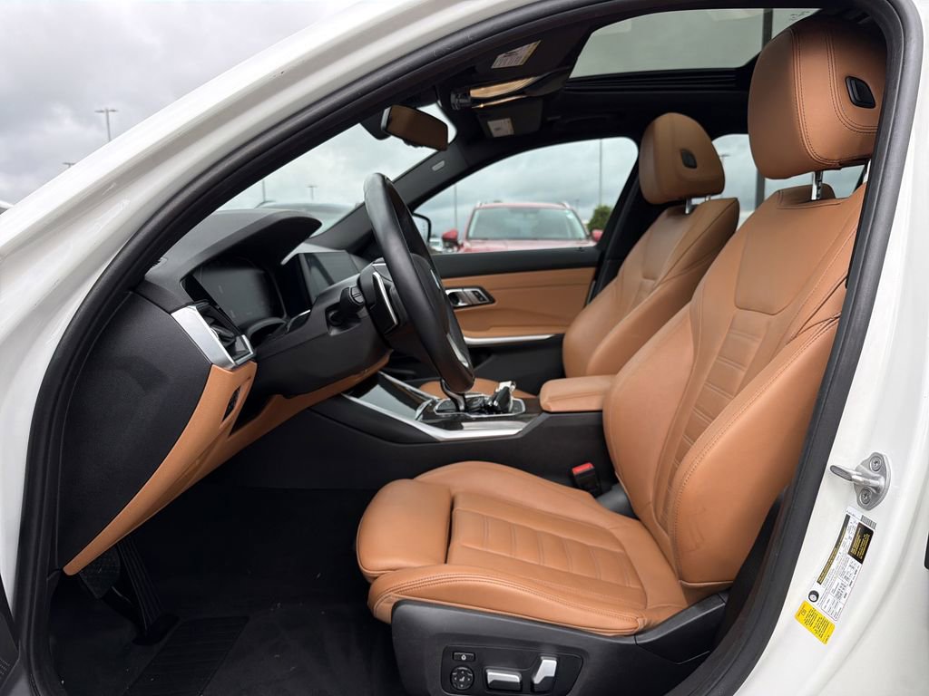 Used 2021 BMW 330i Sedan image 11