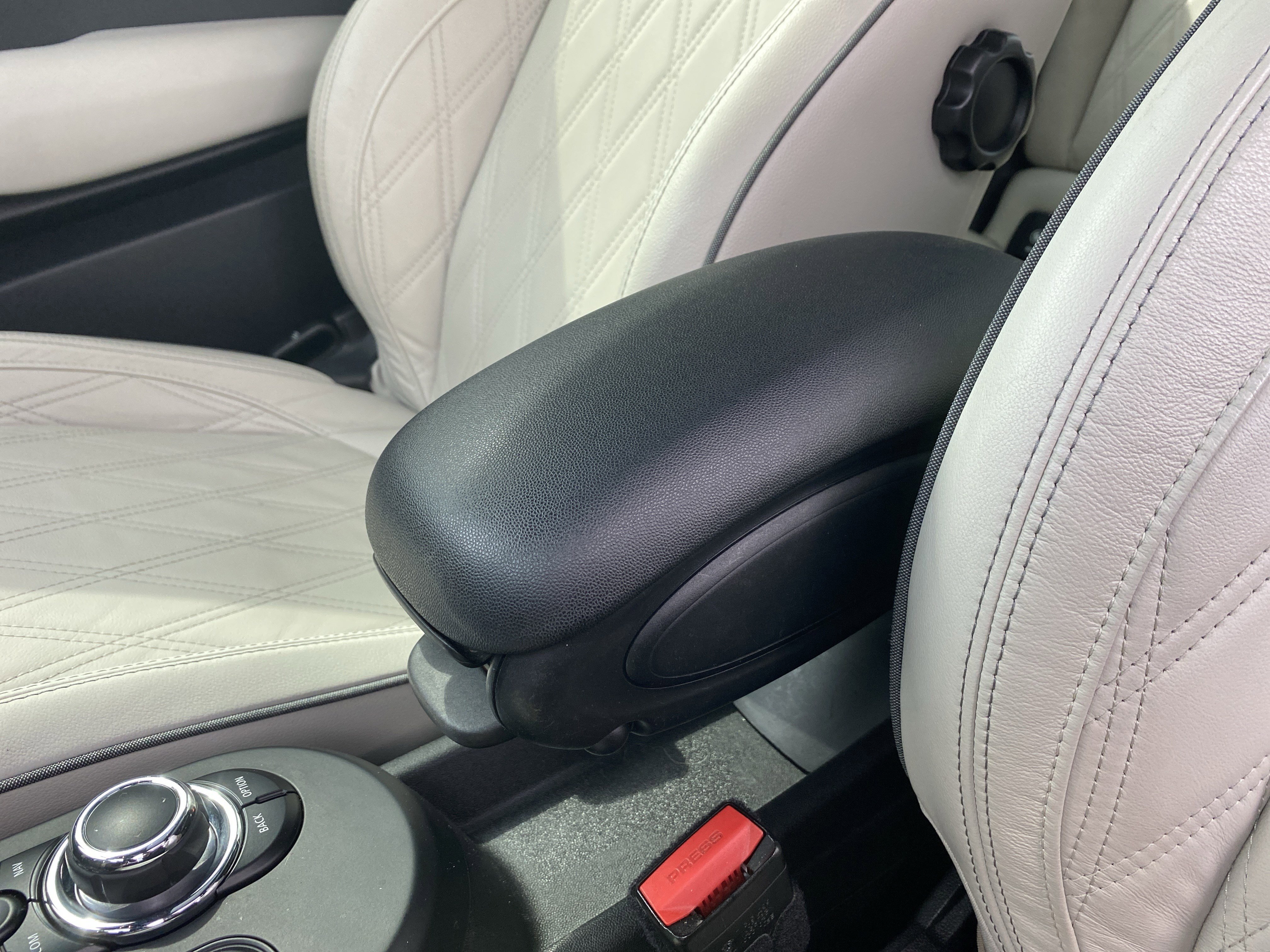 Used 2022 MINI Cooper SE image 34