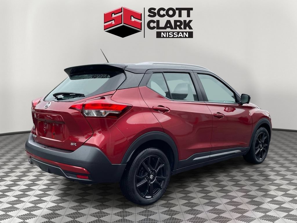 Used 2019 Nissan Kicks SR w/ SR Premium Package FWD image 6