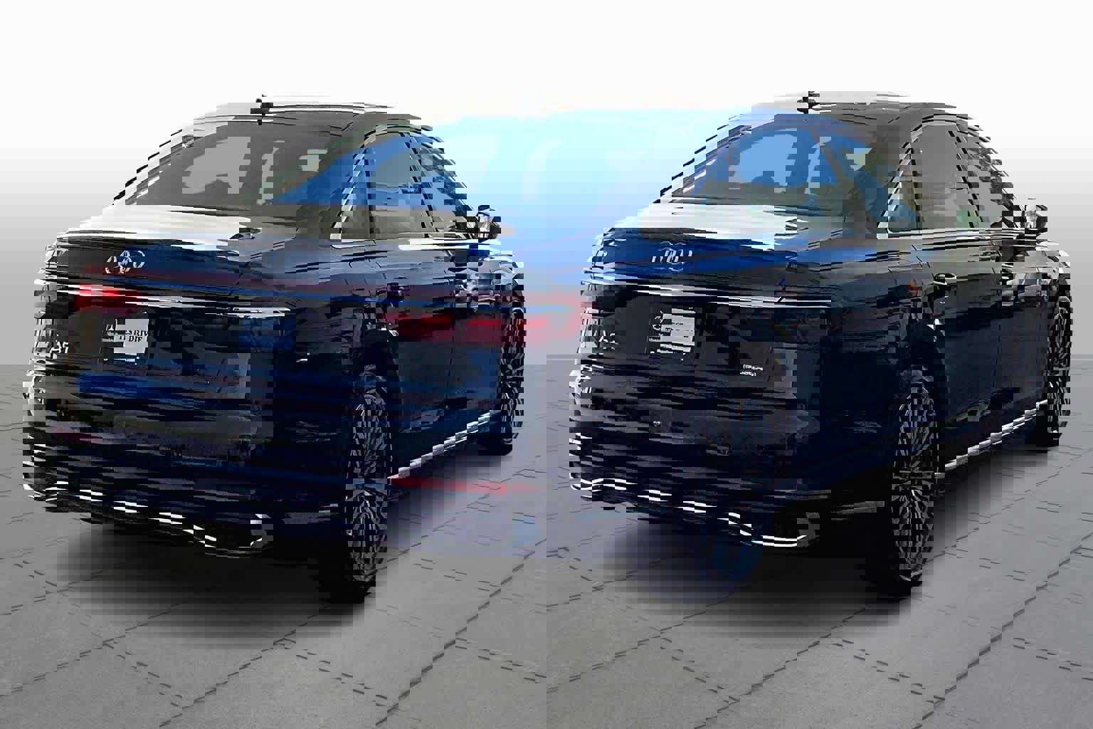 Used 2023 Audi A8 L 3.0T image 12