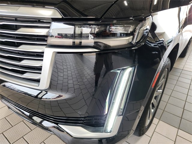 Used 2023 Cadillac Escalade Premium Luxury Platinum w/ Heavy-Duty Trailer Package AWD/4WD image 7