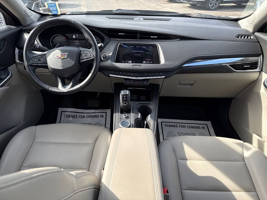Used 2019 Cadillac XT4 Luxury w/ Cold Weather Package image 21