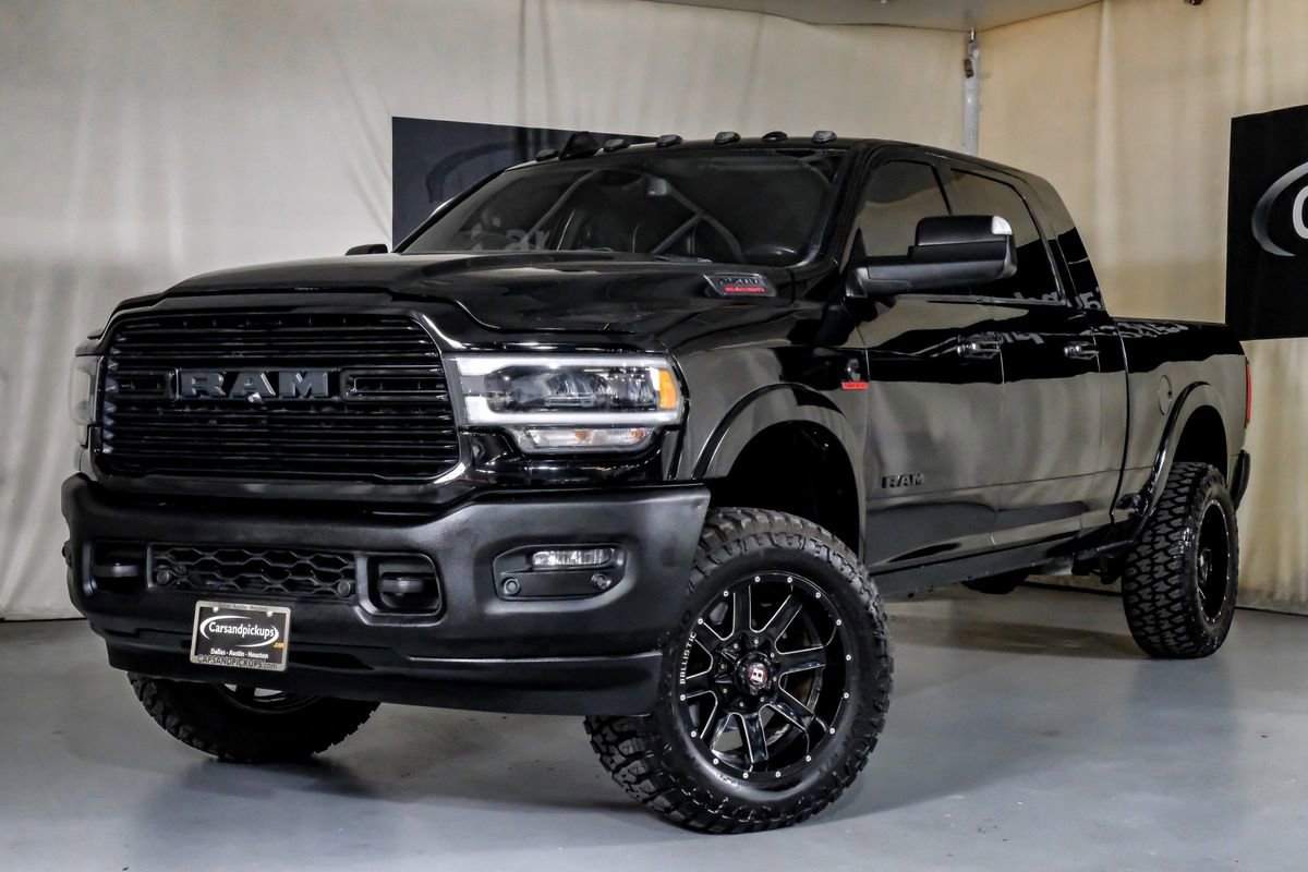 Used 2020 RAM 2500 Laramie w/ Night Edition image 5