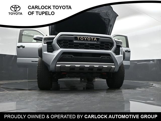 Used 2025 Toyota Tacoma Trailhunter image 60