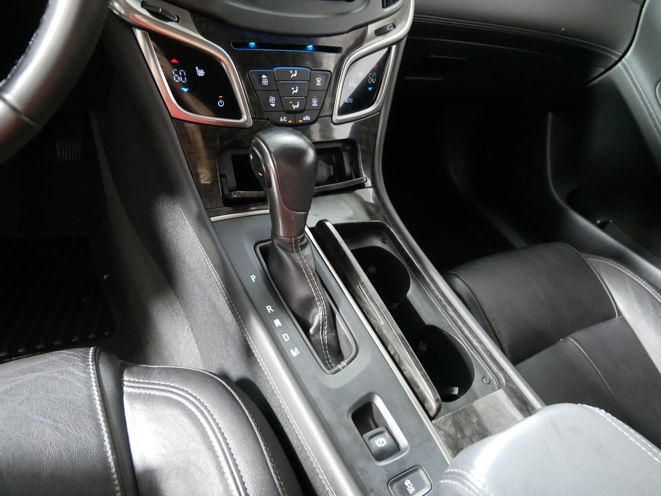 Used 2014 Buick LaCrosse Leather FWD image 24