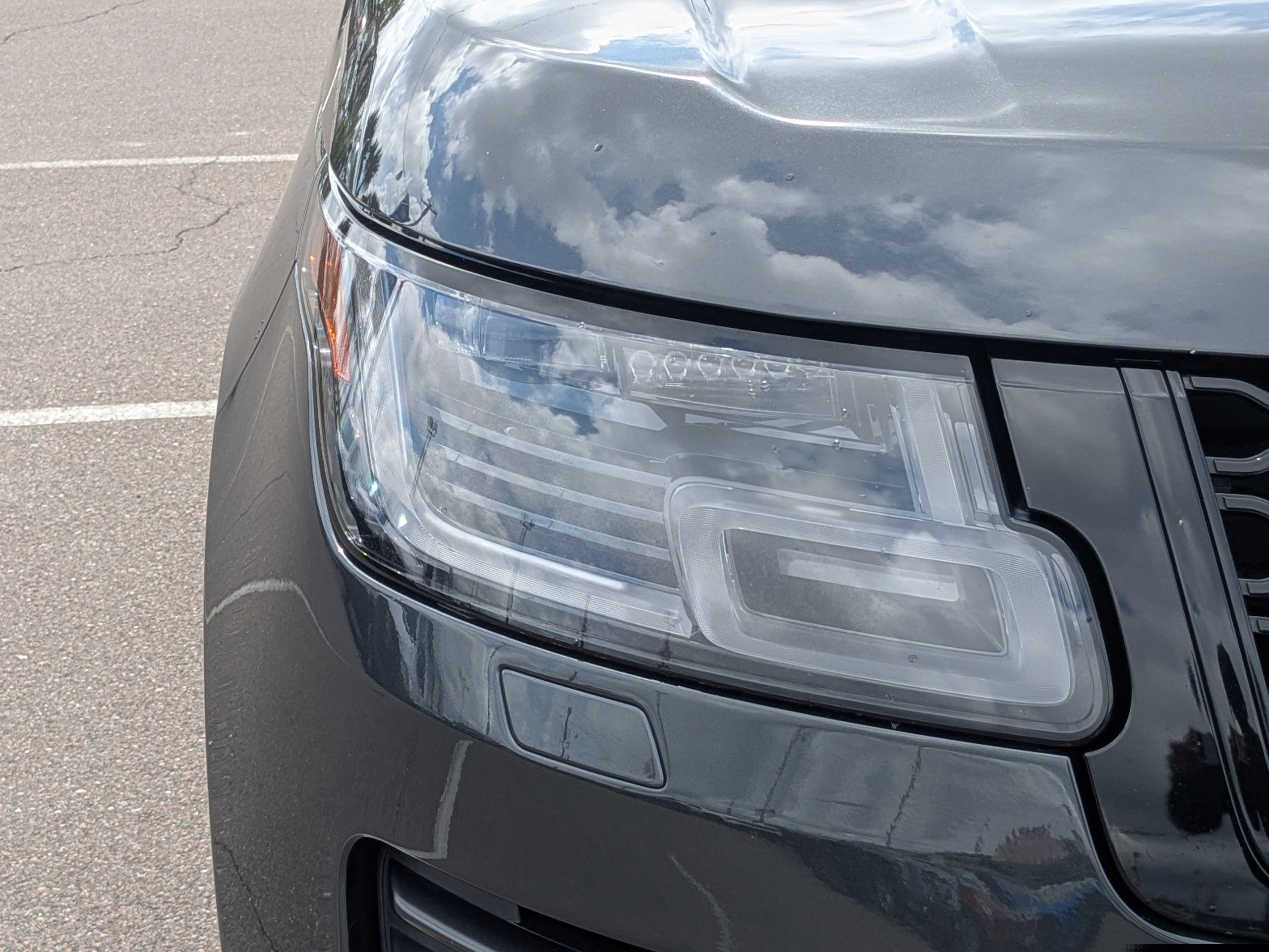 Used 2022 Land Rover Range Rover Westminster Edition image 9