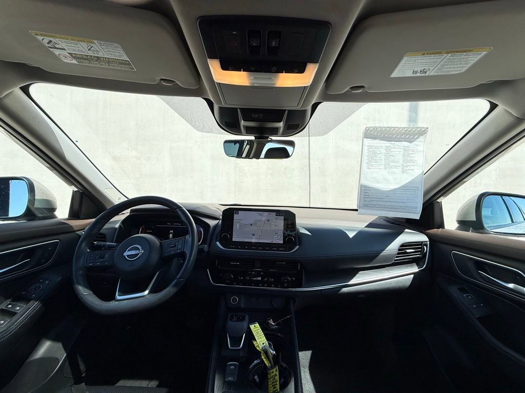 Used 2023 Nissan Rogue Platinum w/ Platinum Premium Package image 5